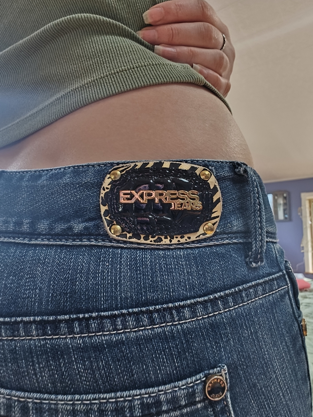Express Low Rise Bootcut Jeans - Picture 2 of 9